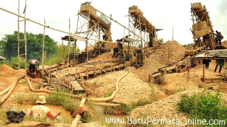 Diamond Mine in Martapura, Indonesia